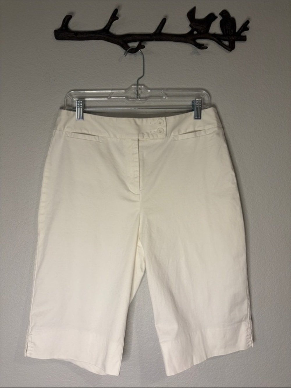 Talbots stretch cotton twill Bermuda length shorts white 10